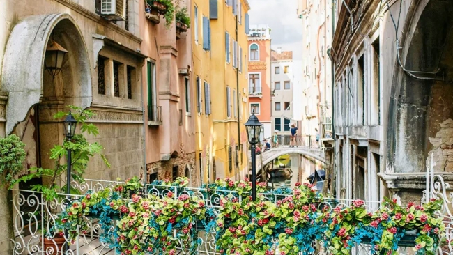 Italia, Suiza, Par�s, Lourdes y Madrid con A�reo Incluido